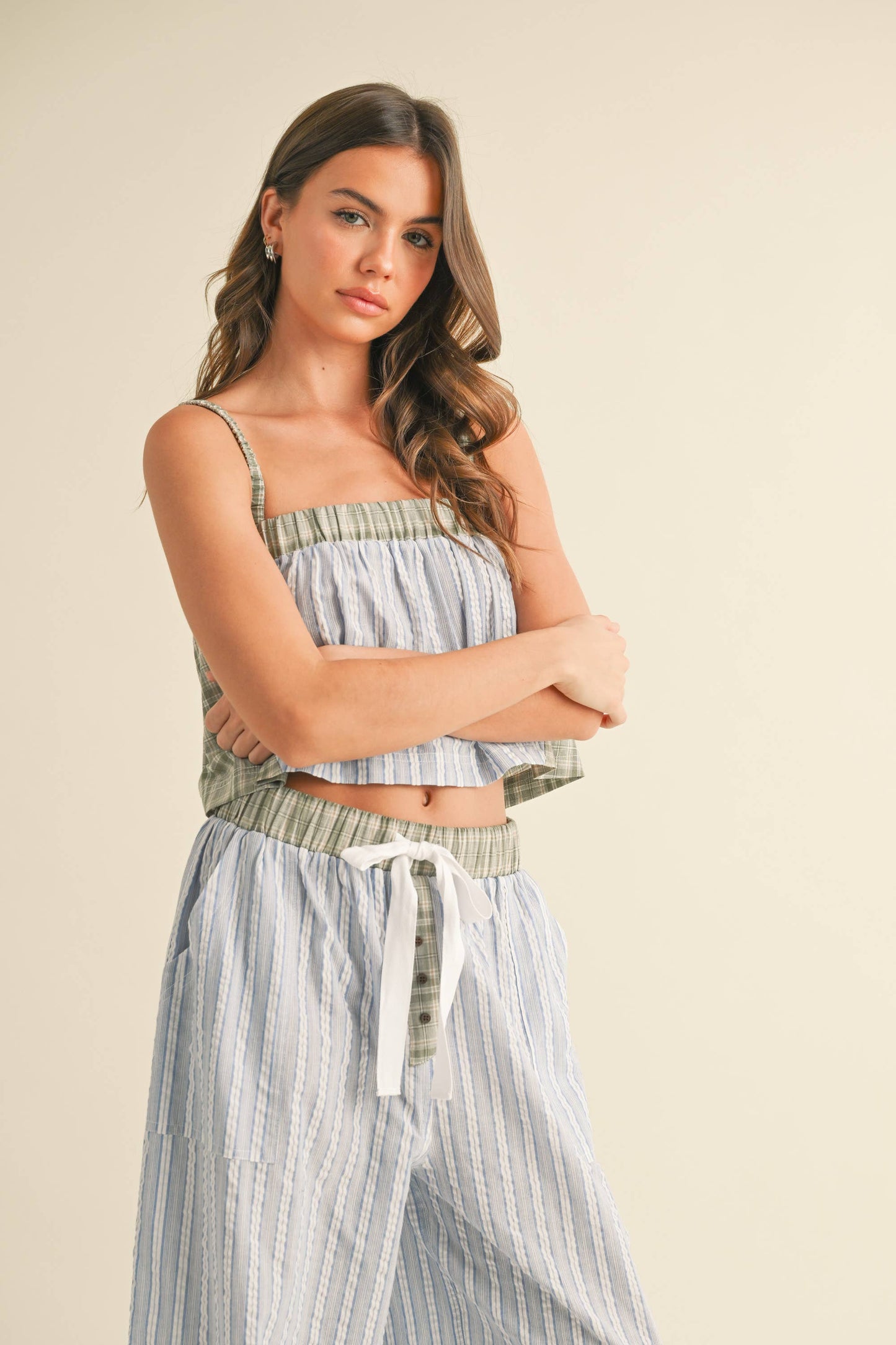 PLAID PATTERN TOP SET WITH STRIPE WIDE PANTS