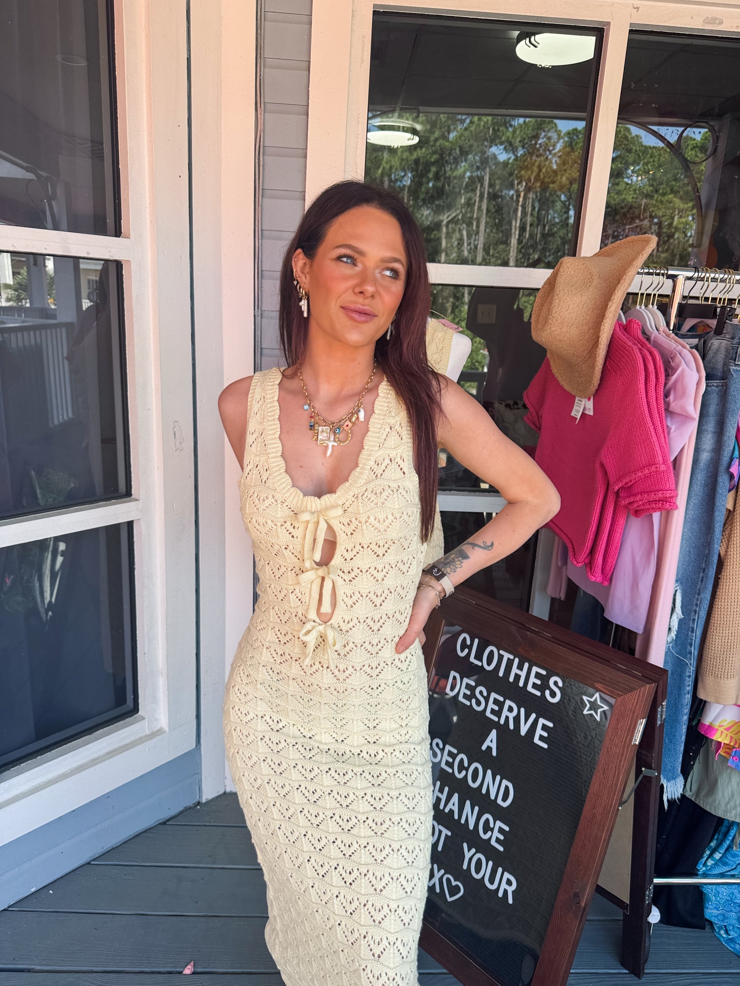 SCOOPED NECKLINE WITH RIBBON BOW DETAIL ON THE FRONT