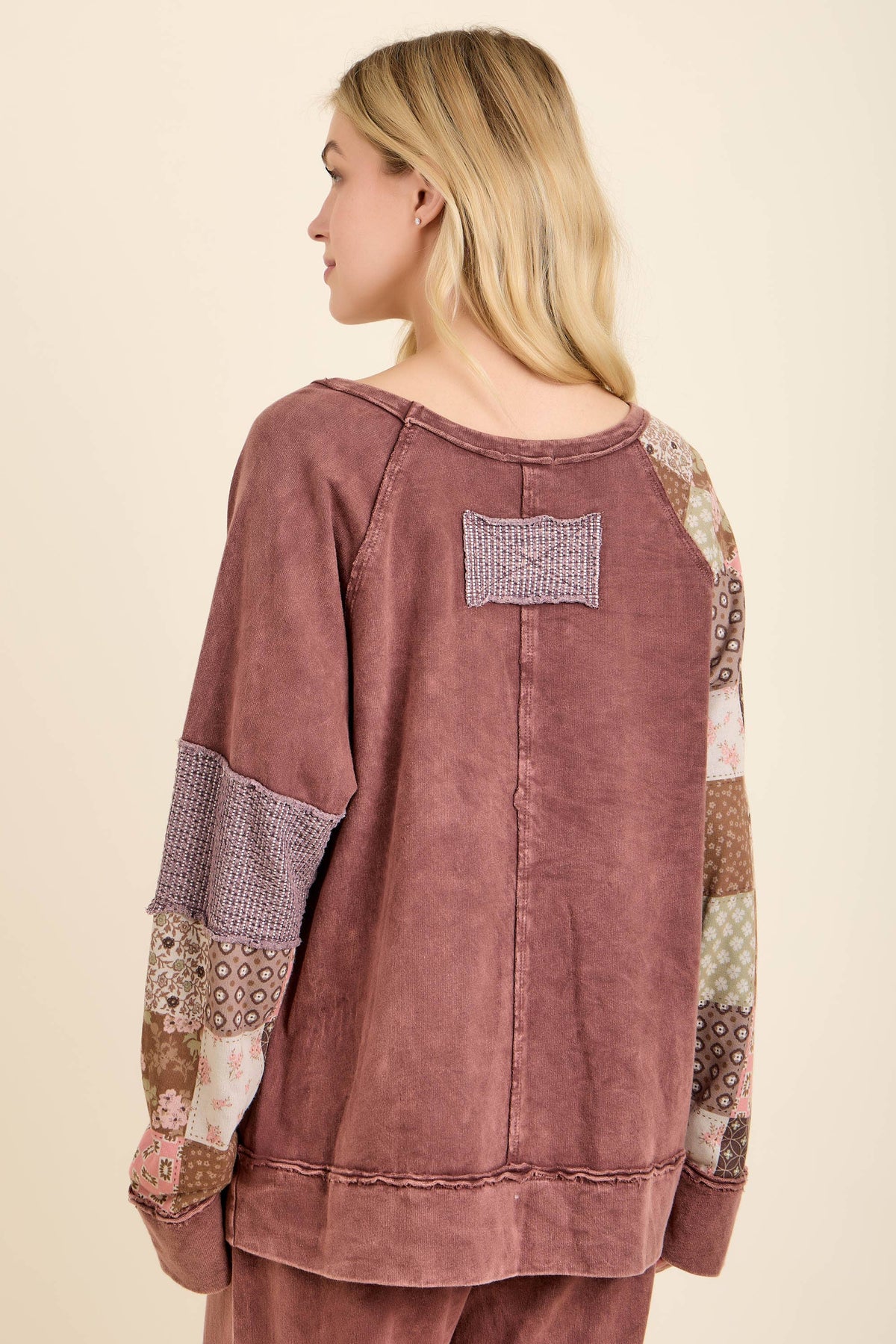 MineralWashed Fall Paisley patchwork Block sweatshirt HT7554