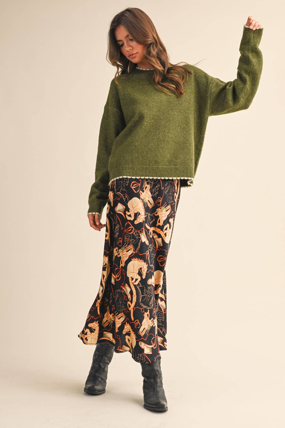 CONTRAST KNIT SCALLOPED EDGE SWEATER MSW11114