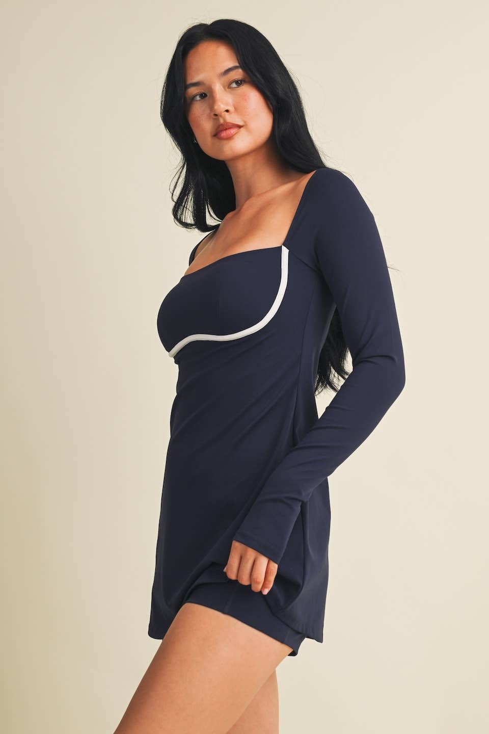Long Sleeve Sweetheart Dress