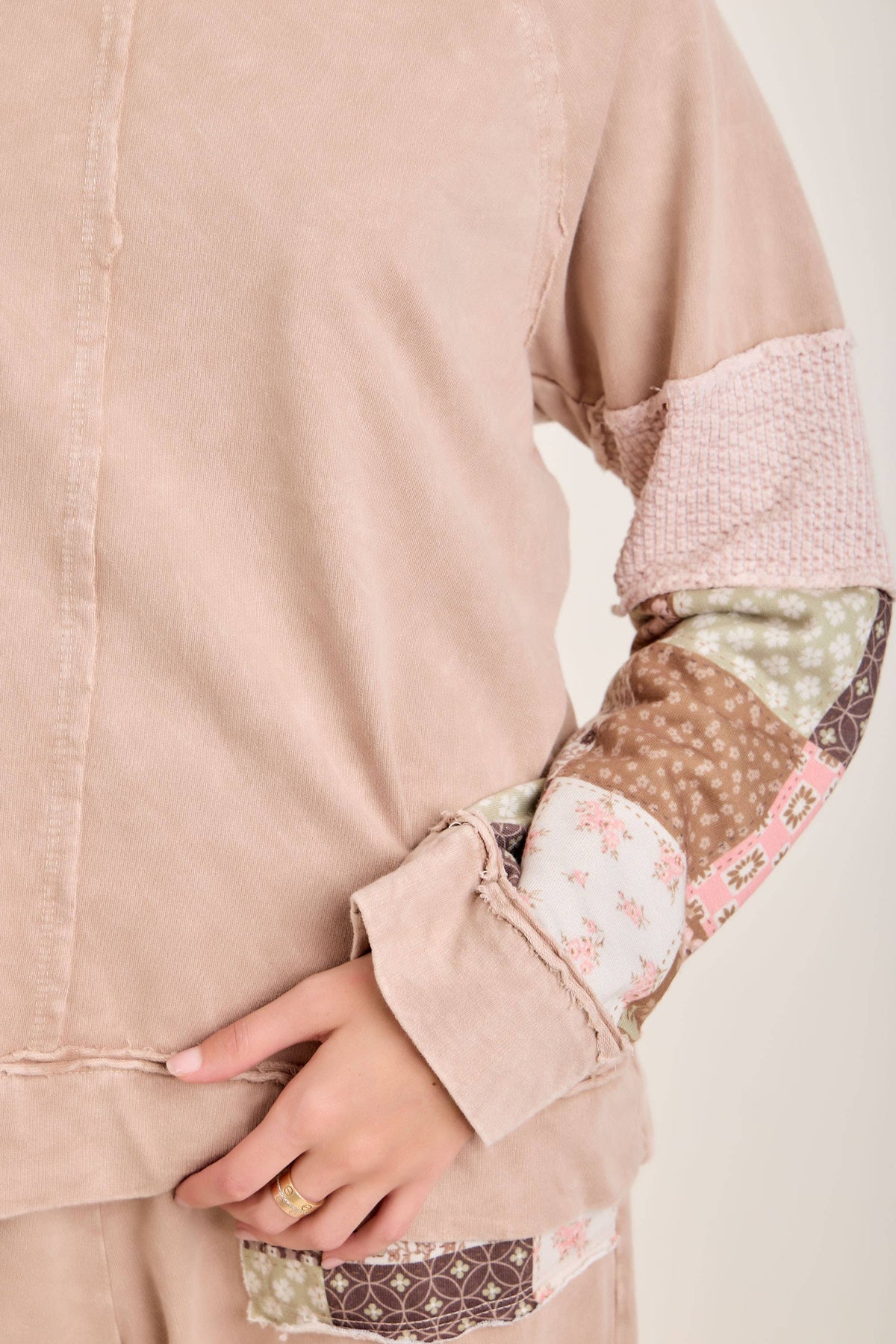 MineralWashed Fall Paisley patchwork Block sweatshirt HT7554
