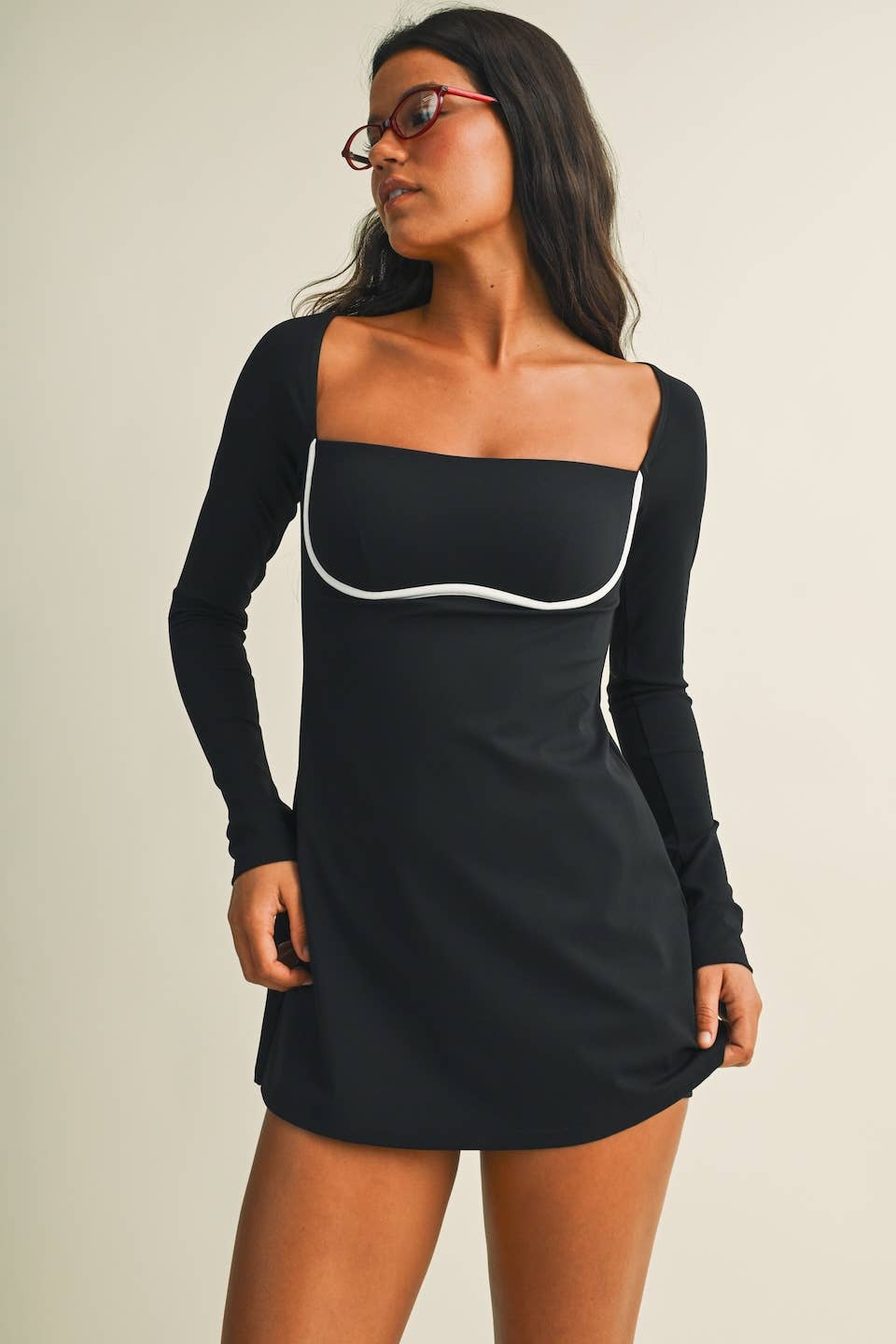 Long Sleeve Sweetheart Dress
