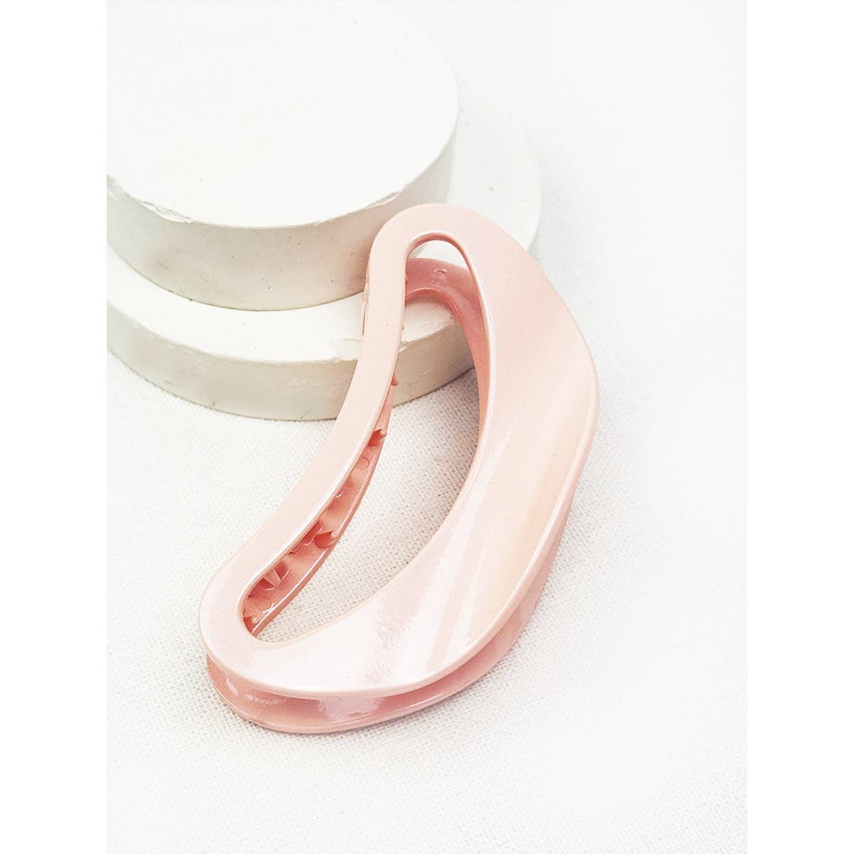 Pearl Colors of Half Moon Hair Claw