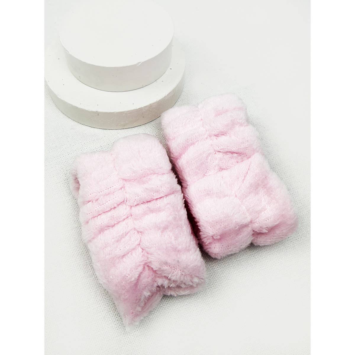 Neutral Tone Wrist Bands Towel Set