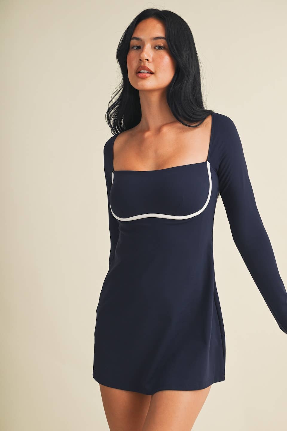 Long Sleeve Sweetheart Dress