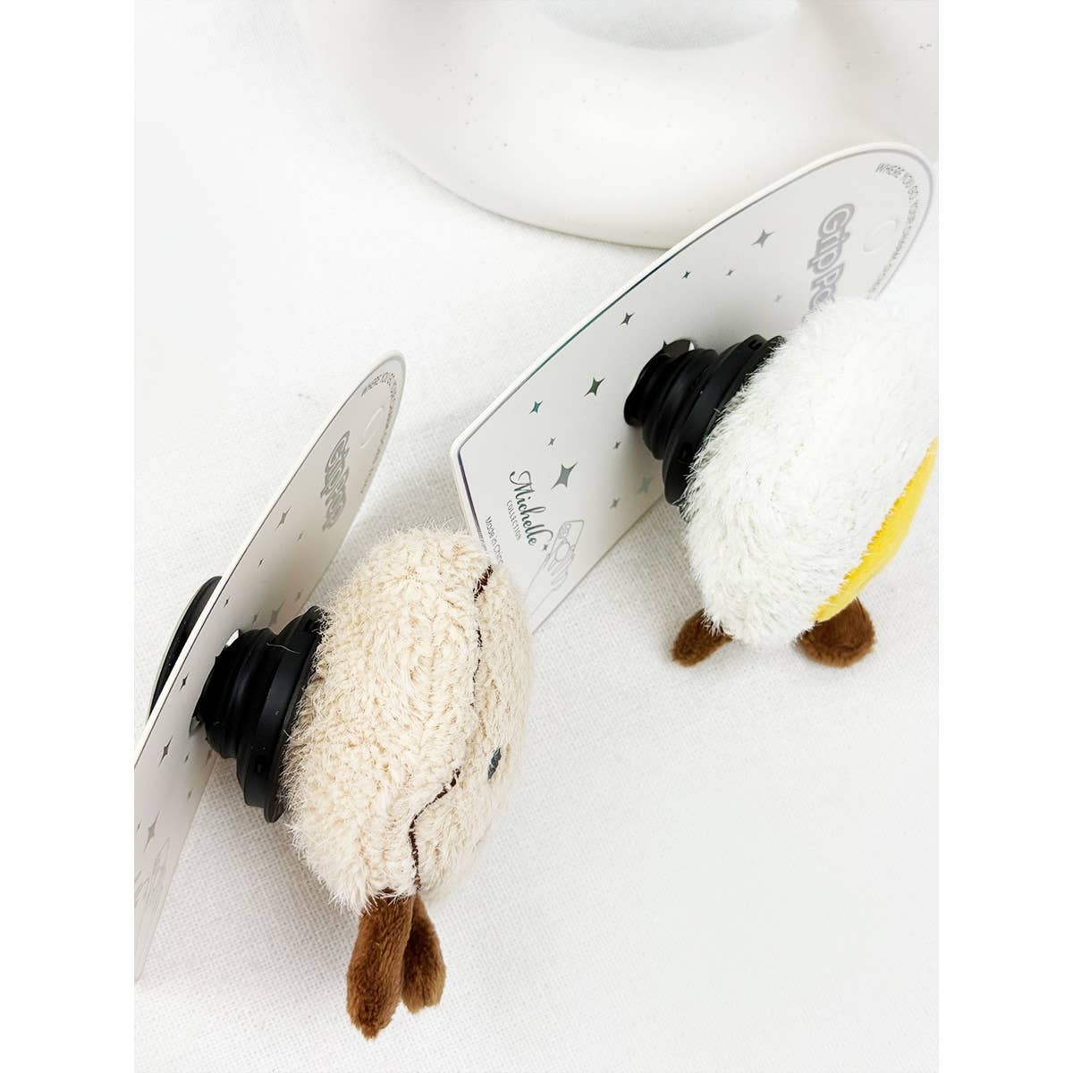 Fluffy Bear Design Mobile Phone Grip Holder