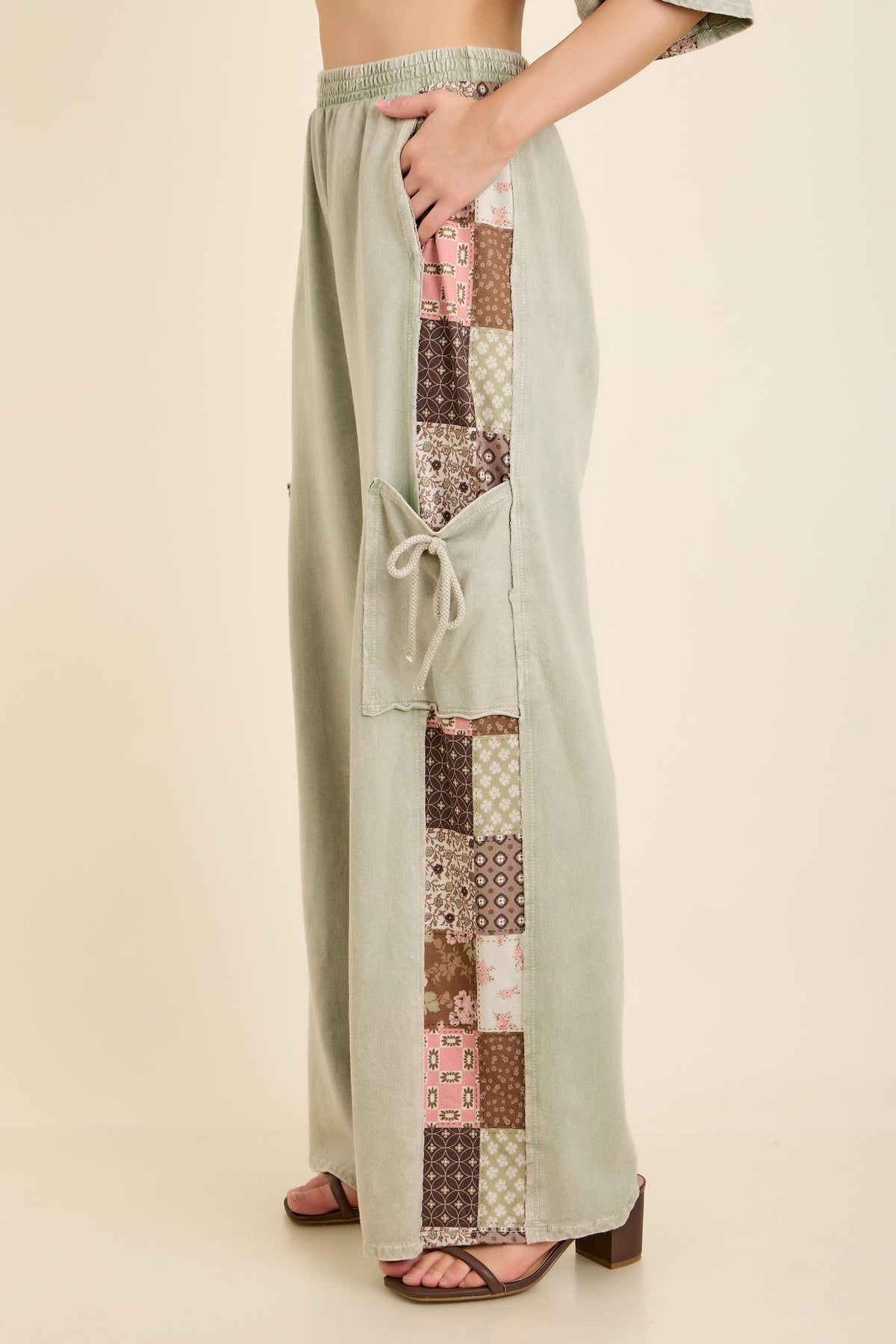 MineralWashed Fall Paisley Print Ribbon patch pants HP7023