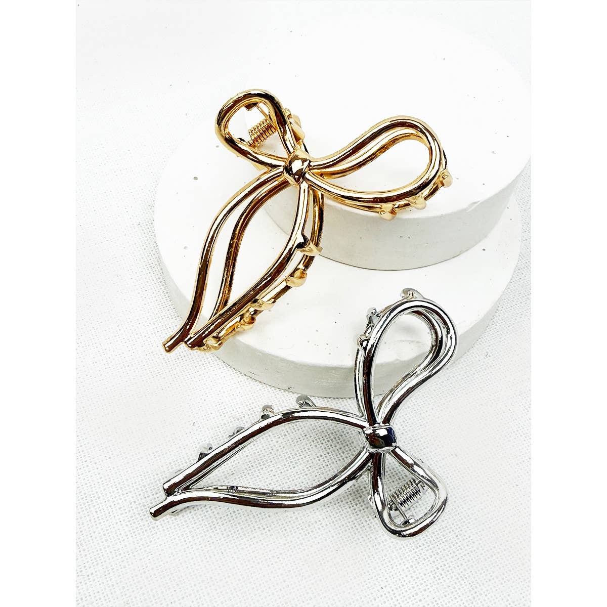 Medium Metal Bow Hair Claw