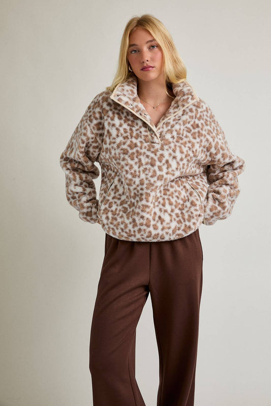 LONG SLEEVE TOP WITH LEOPARD FLEECE