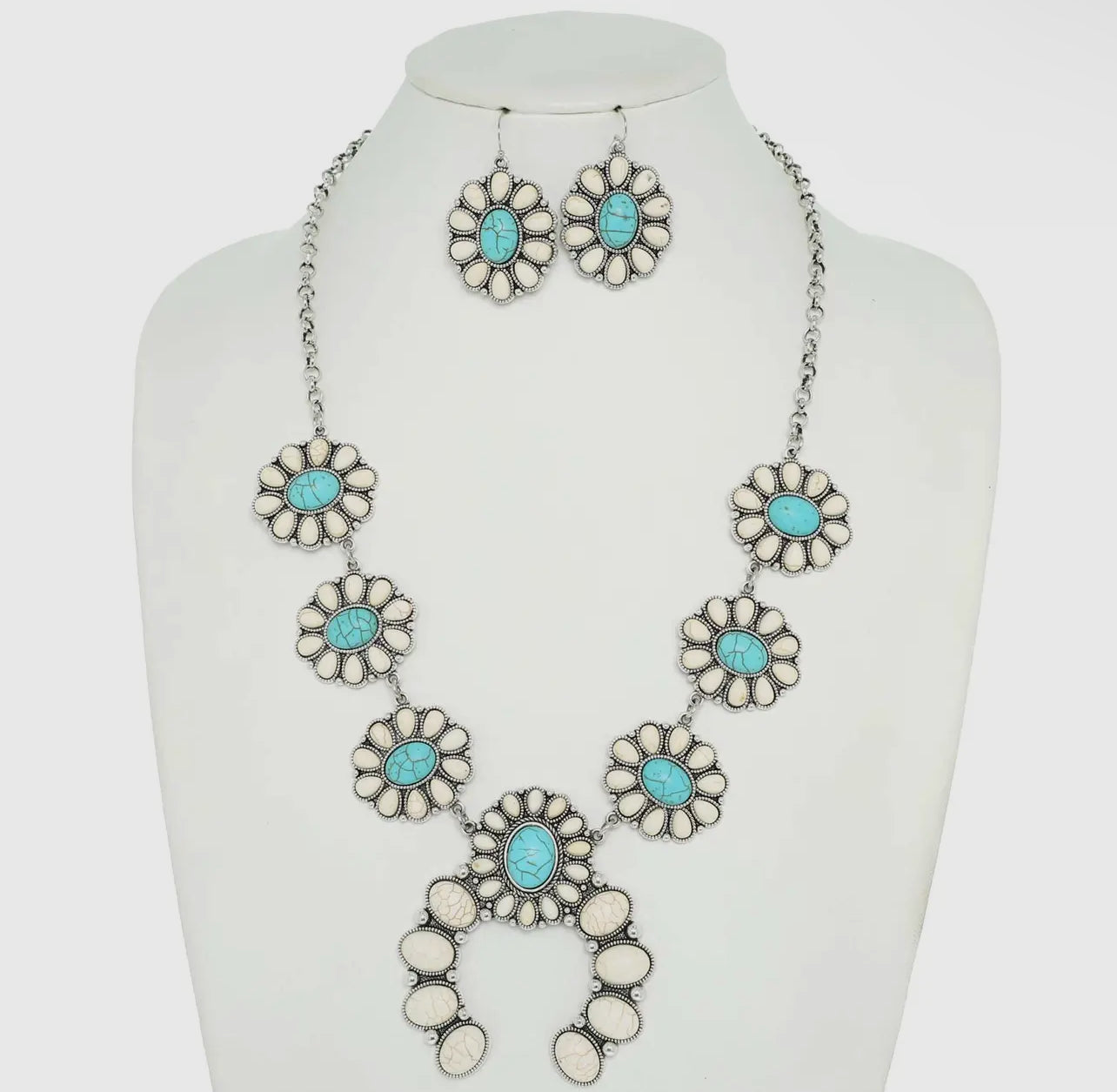 Western Beauty Necklaces