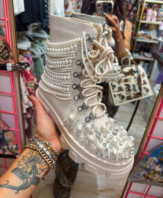 Pearl Combat Boots Azalea Wang