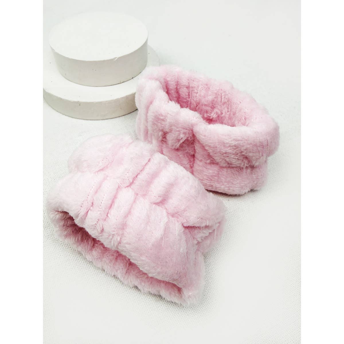 Neutral Tone Wrist Bands Towel Set
