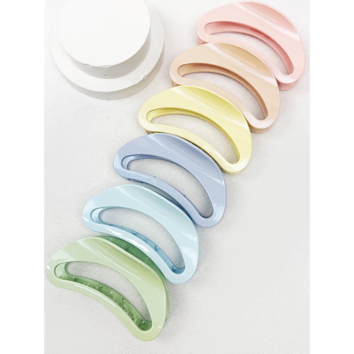 Pearl Colors of Half Moon Hair Claw