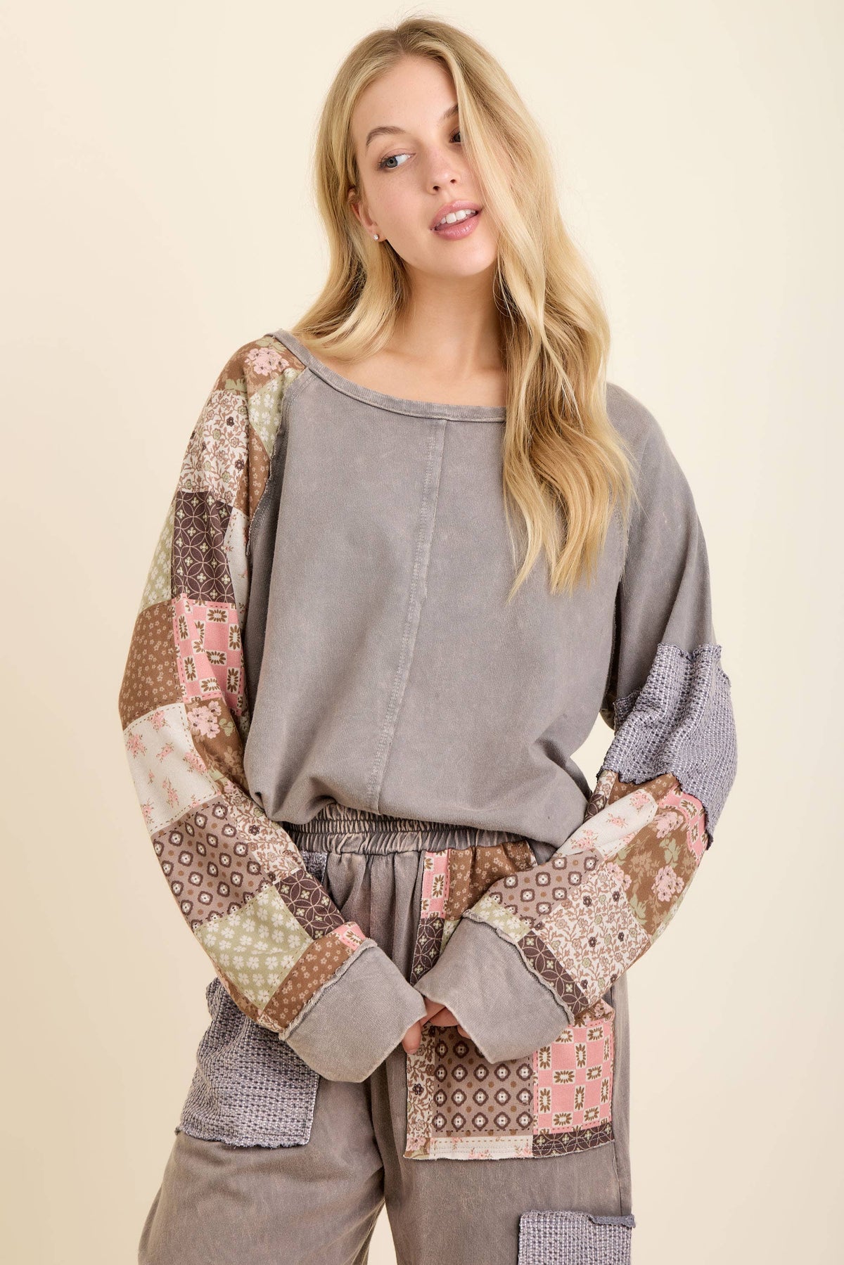 MineralWashed Fall Paisley patchwork Block sweatshirt HT7554