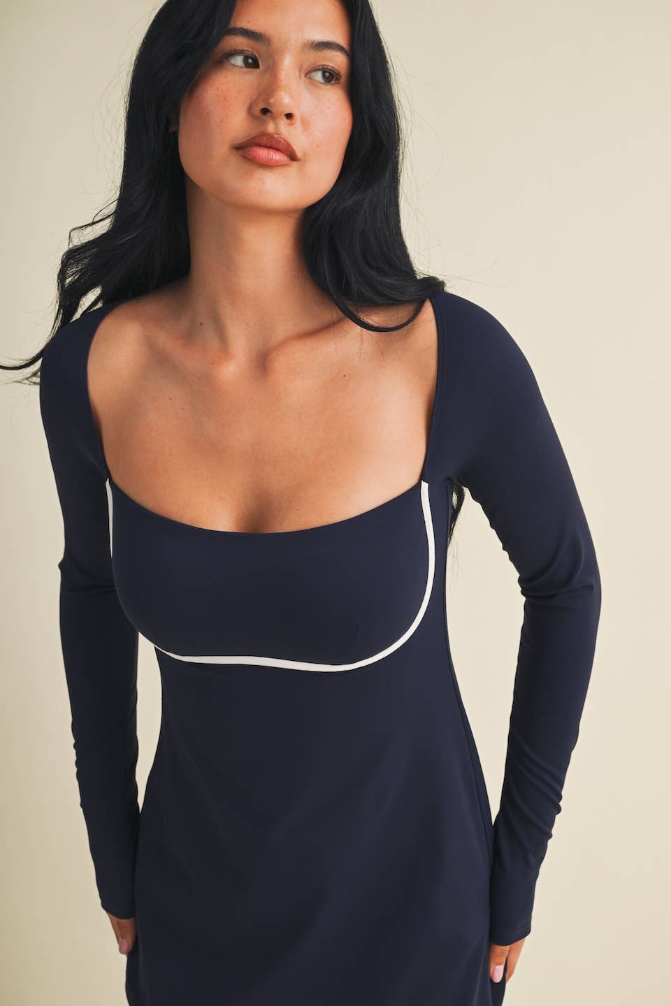 Long Sleeve Sweetheart Dress
