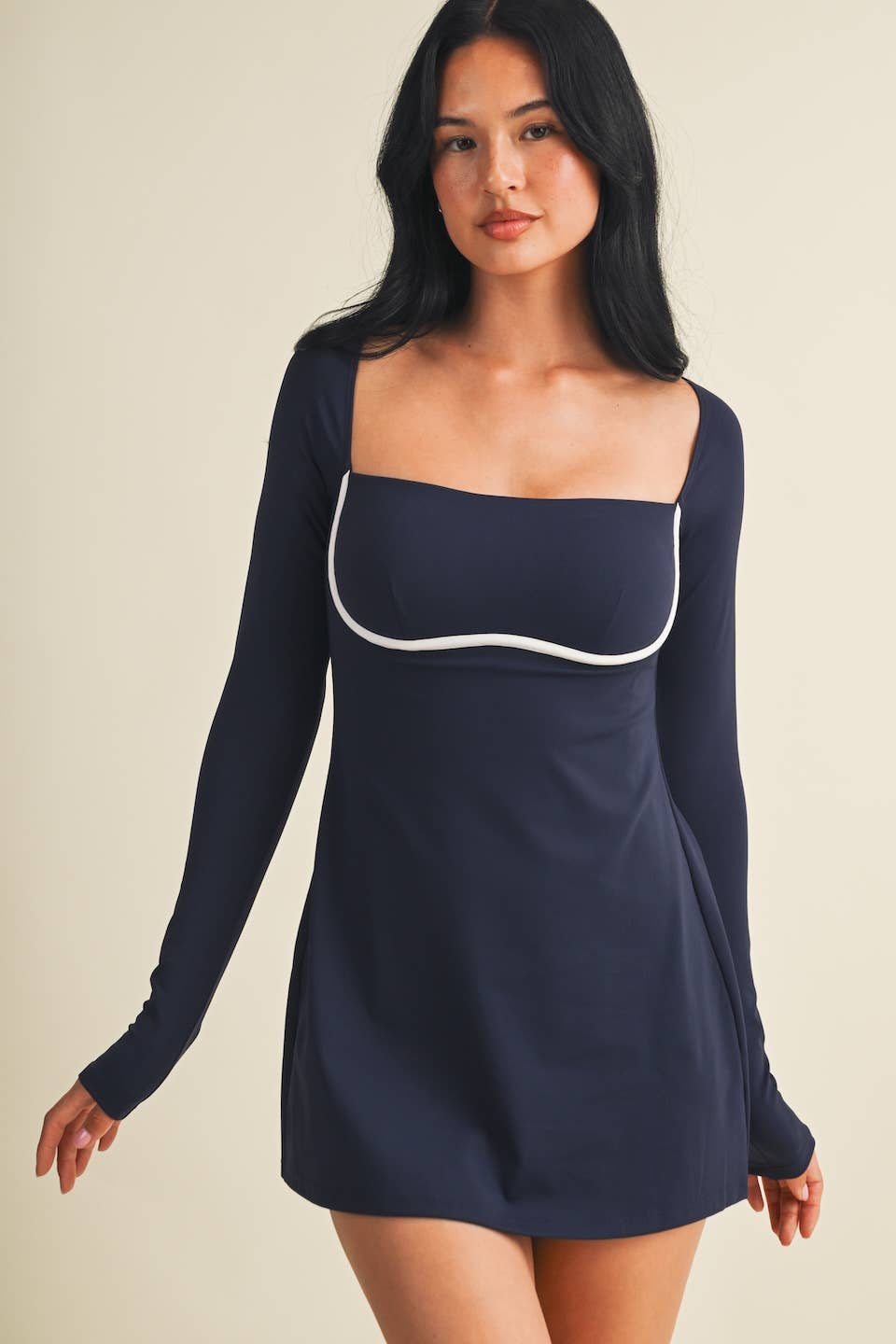 Long Sleeve Sweetheart Dress