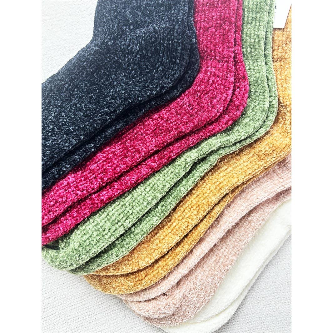 Soft Textured Solid Chinelle Socks